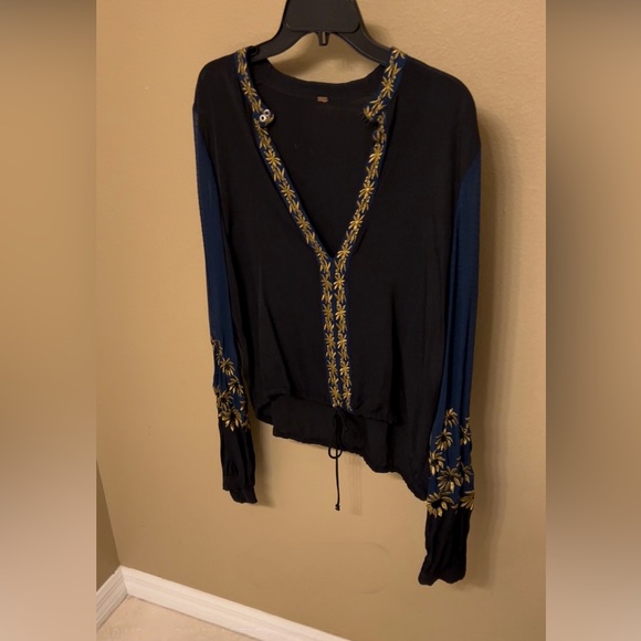 Free People Embellished Top - Size Large - Picture 5 of 8